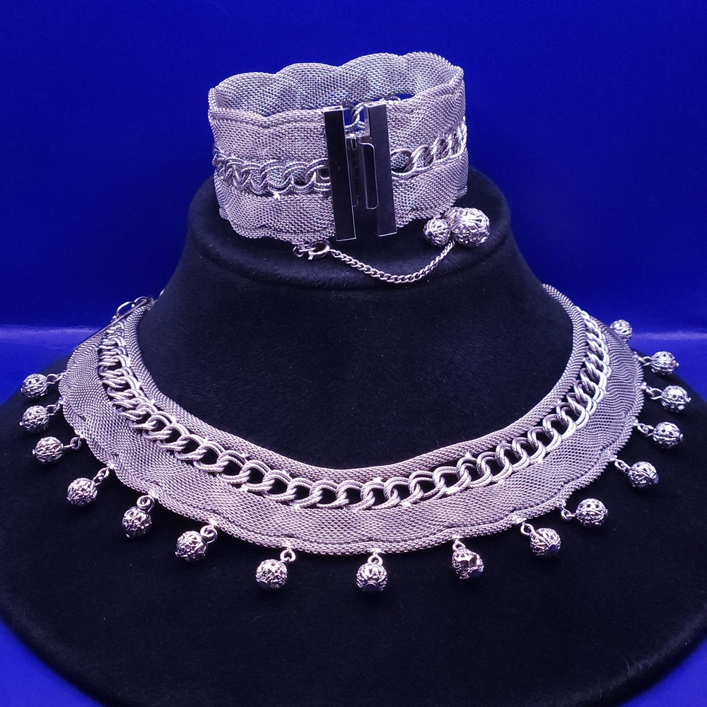 Silver-tone Mesh Chain Choker Necklace and Bracelet Set